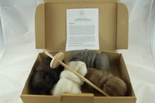 Hand spinning drop whorl - hand,