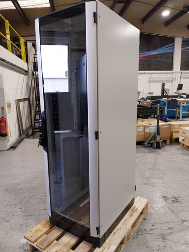 Rittal 19in rack - , mount