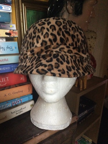 Leopard print hard - print, peak