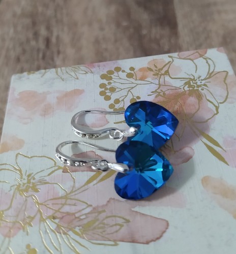 Unwanted gift blue heart - gift,