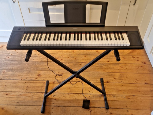 Yamaha piaggero 11 - yamaha, np-11
