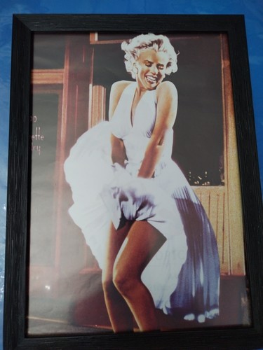 Marilyn monroe glamourous art - monroe,