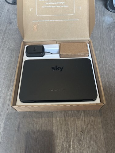 Sky broadband black router - q,
