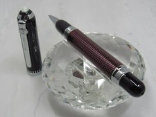 GORGEOUS HIGH QUALITY DUKE RED