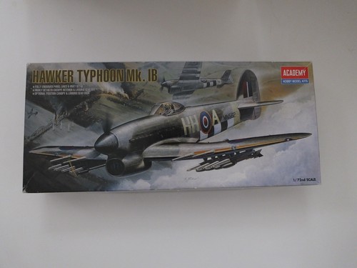 Academy hawker typhoon 1b - academy,