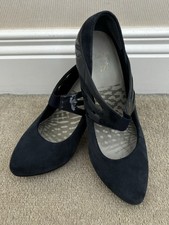 Clarks Cushion Soft Navy Blue
