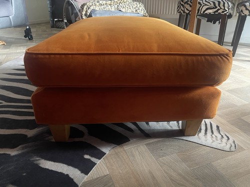 Tangy orange velvet foot - tangy,