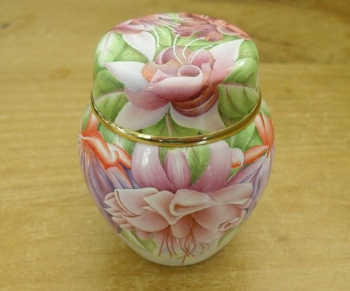 Ltd moorcroft enamels - moorcroft,