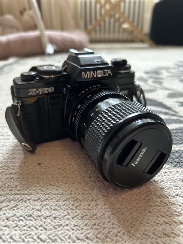 Minolta 700 35mm slr - x-700,