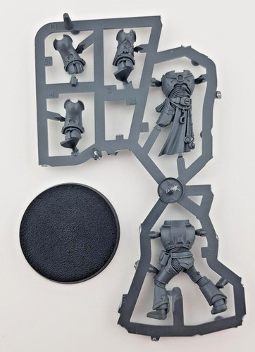 Body torso legs base - legs, (a)