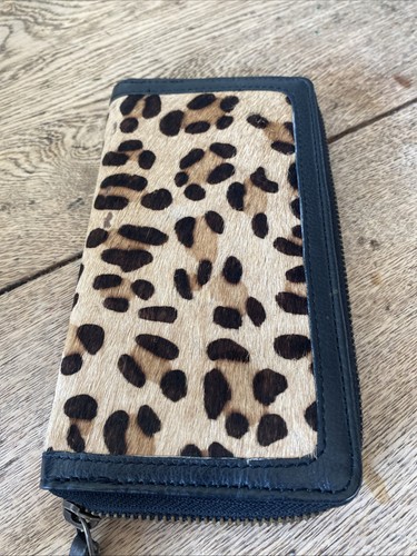 Leopard print leather purse - print,