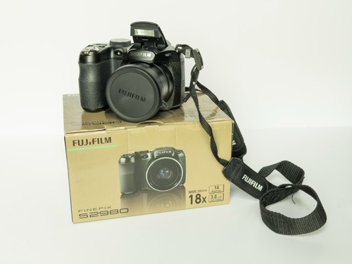 Fujifilm finepix s - finepix,