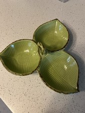 US Pottery Barn Green Tropical Leaf Dish With Handle 1960s/70s 