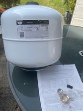 Zilmet Ultra-Pro Interchangeable Membrane Pressure Tank for Potable Water 12L