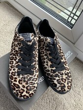 Kennel and Schmenger Uk 6