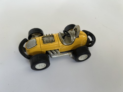 Yellow tootsietoy sprint racer - yellow,