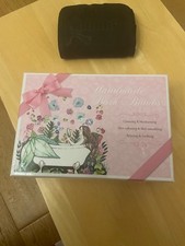 handmade bath bombs / status /sealed new / luxurious relax