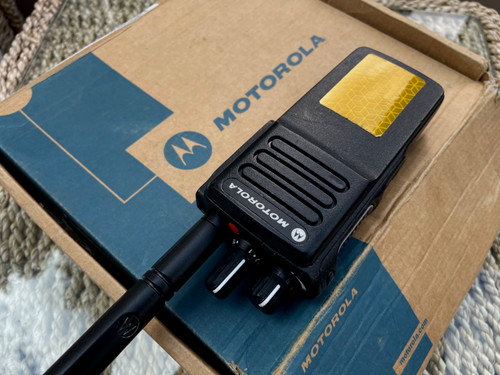Motorola dp4400e uhf digital - motorola,