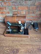 Singer 99k ? 1928 ? Hand Crank Sewing Machine With Orignal Case Vintage Antique