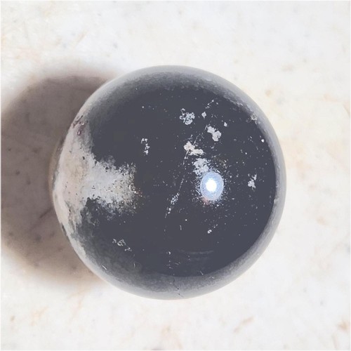 Fluorescent tugtupite 29mm - fluorescent,