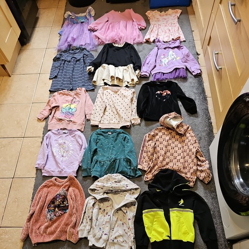 Girl clothes bundle joblot - clothes,