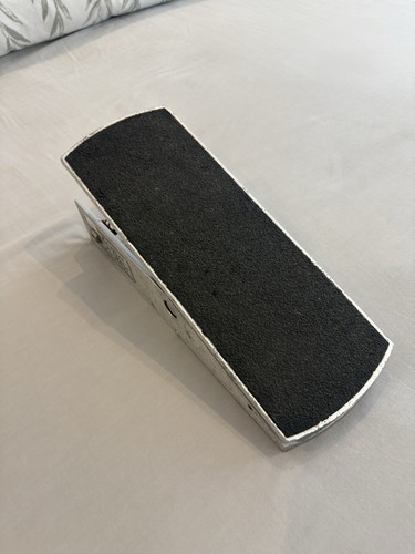 Ernie ball volume pedal - ball,
