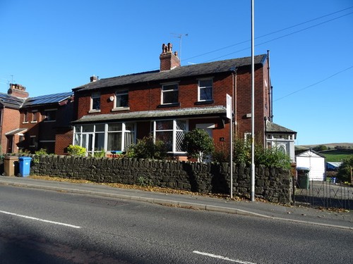 Photo 6x4 houses - shaw, road