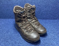 SIZE UK 10M - Altberg Defender