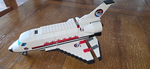 Lego city space - city:, shuttle