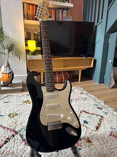 Squier fender affinity - by,