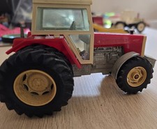 BRITAINS No.9517 MASSEY FERGUSON 2680 TRACTOR WITH TWIN REAR WHEELS