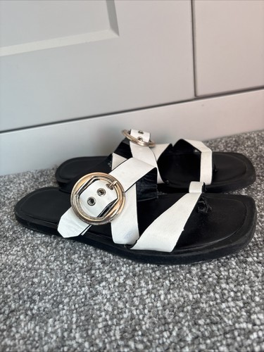 Topshop white leather buckle - white,