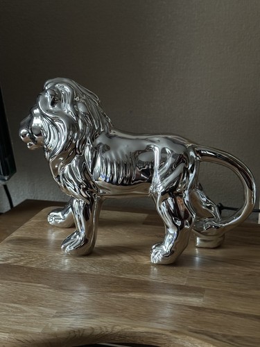 Standing silver large lion - standing,