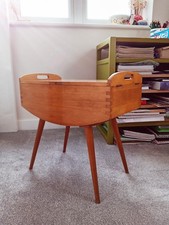 1950s 1960s Vintage Sewing Box