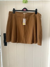 BNWT Boden Mini Pleated Brown