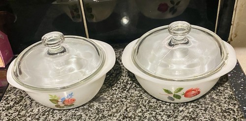 Vintage floral pyrex milk - 2,