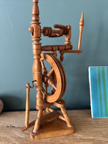 Vintage working miniature - vintage,