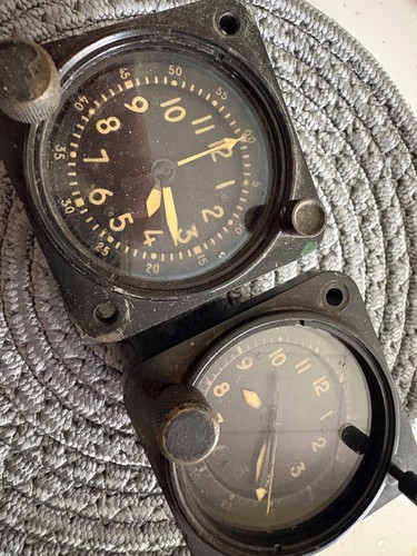 Waltham day aircraft clock - waltham,