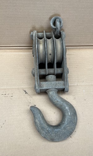 Vintage triple block pulley - vintage,