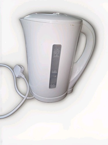 White travel kettle - white,