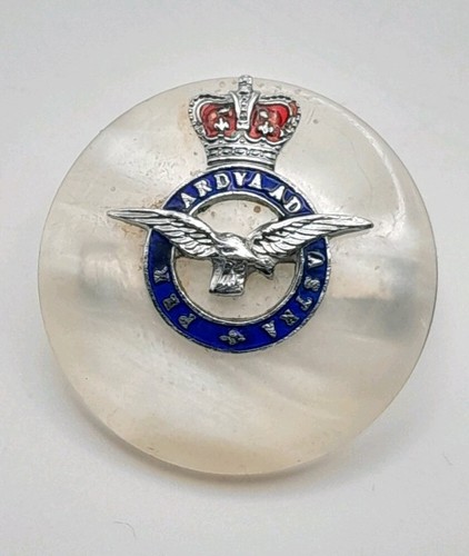 Raf sweetheart brooch with - raf,