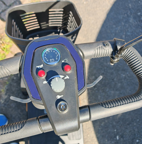 Cosmic xgo wheeled mobility - 4-wheeled,