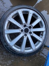 GENUINE VW GOLF R32 MK5 1X