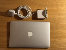 11-inch Apple Macbook Air