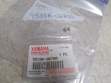 NOS OEM Yamaha Nut 99 -16 FB1800 FZS1000 XVZ1300 YZFR1 TTR125 VX1100 9538R-06700