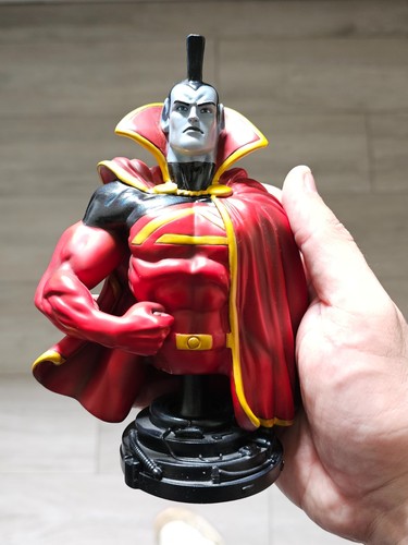 Gladiator mini bust bowen - by,
