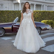 Plus Size  A-Line Wedding