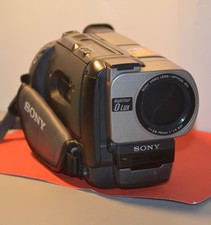 Sony Handycam CCD-TRV48E Video8 XR Camcorder Night Vision Camera, Charger, Bag