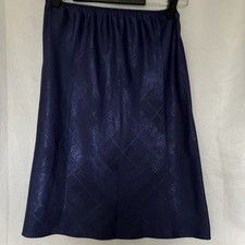 M & S 16 Vtg Blue Silky-feel