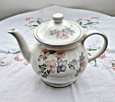 Sadler "Romance" Floral Tea Pot White with Pink/Lilac - Made in England Vintage